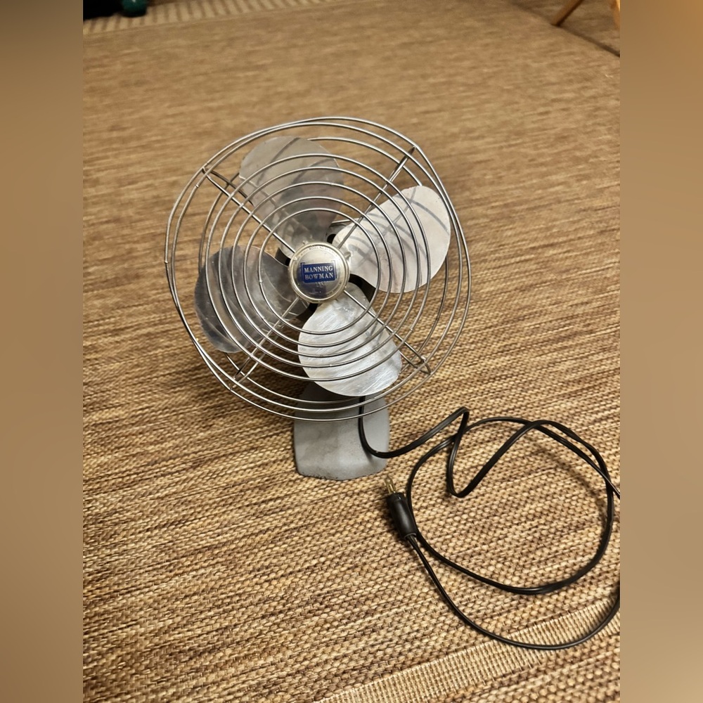 Manning Bowman Vintage Metal Fan